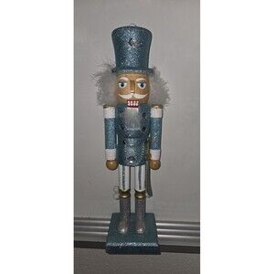 Kurt Adler Style Nutcracker 17" Turquoise & White Christmas Nutcracker EUC